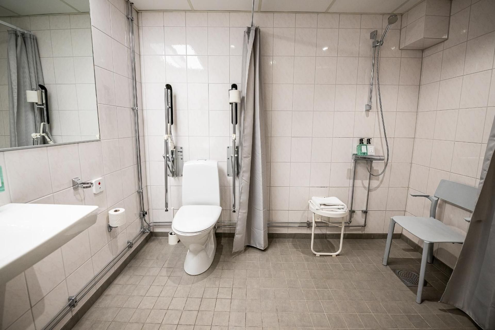 Hotel Stensson Double Room - Disability Access 3