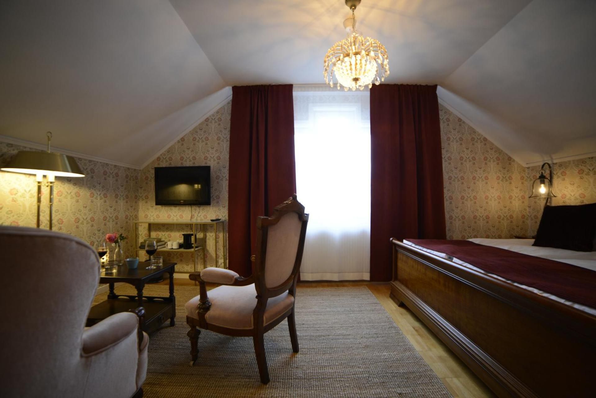Double Room with Lake View