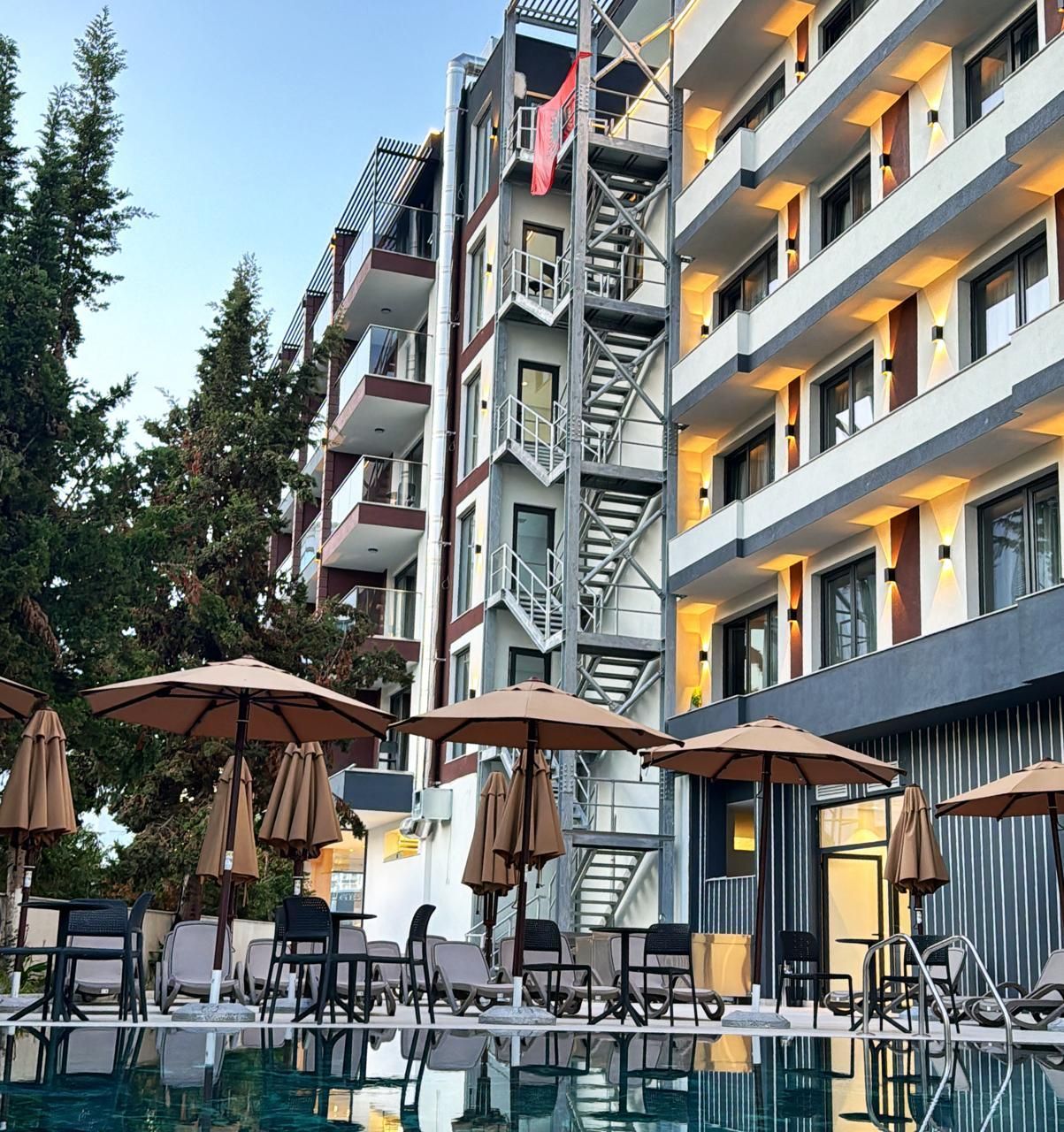 Kraja Hotel