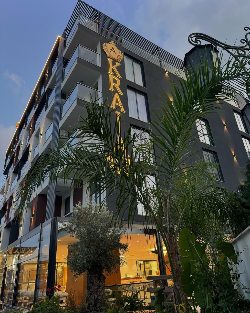 Kraja Hotel