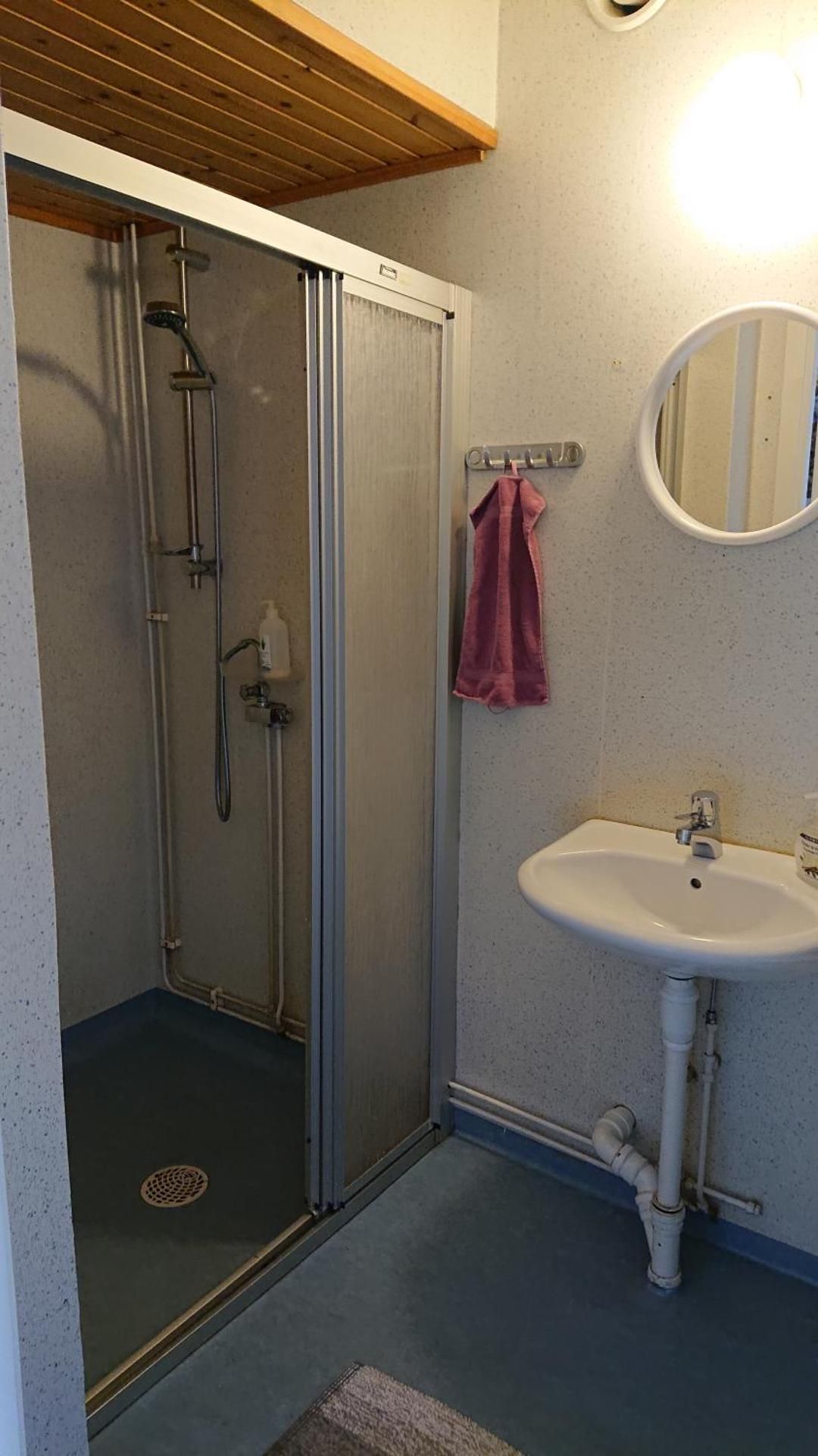 Economy Triple Room with Shared Bathroom