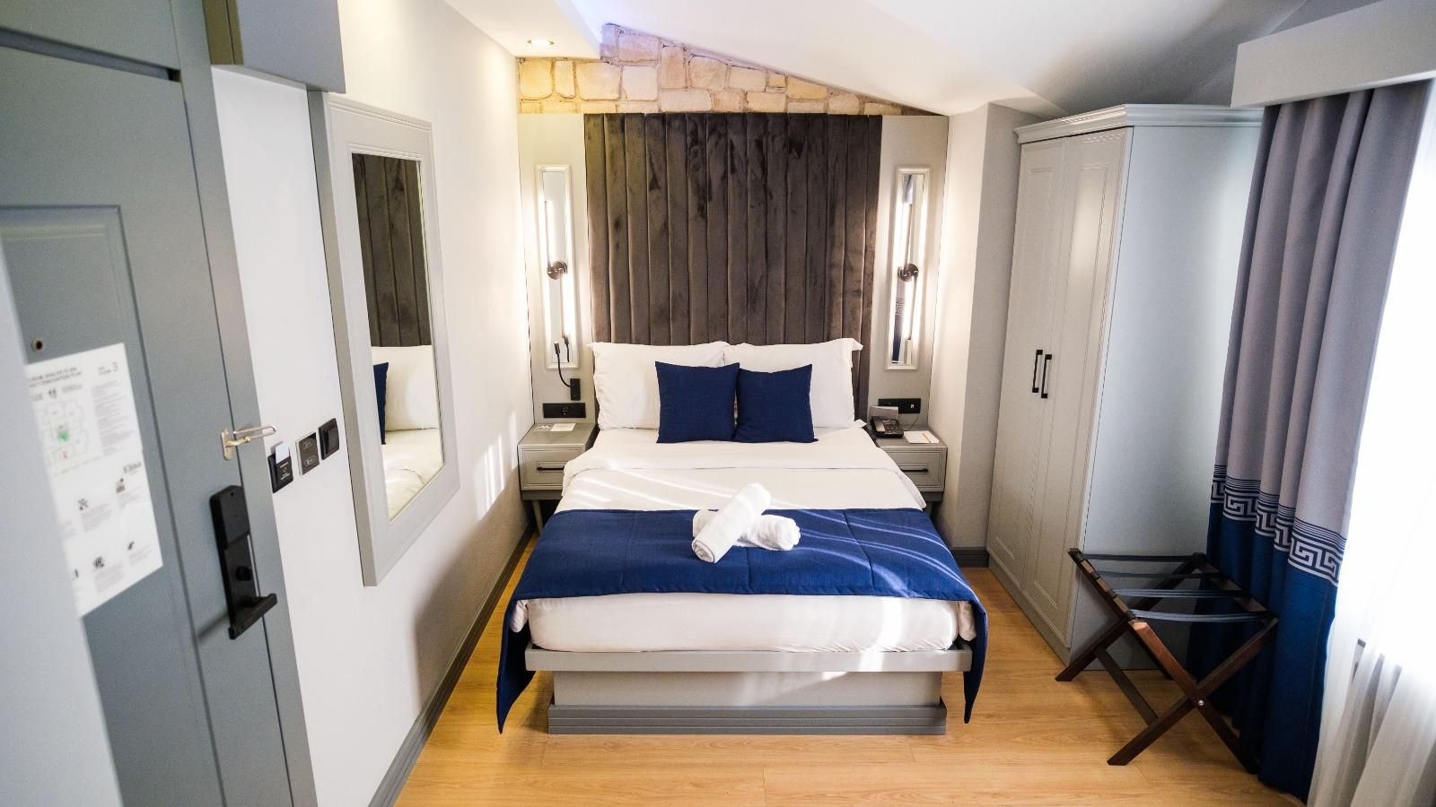 Deluxe City View Room