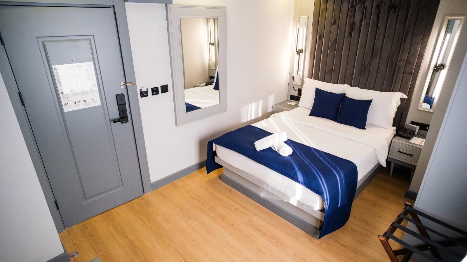 Deluxe City View Room