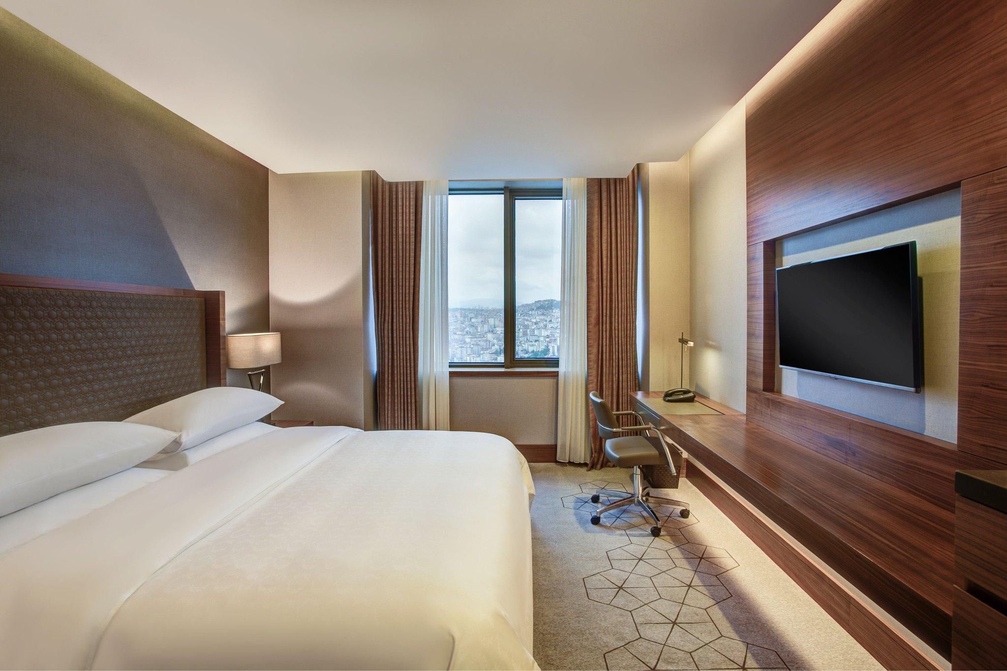 Classic, Guest room, 1 King, City view