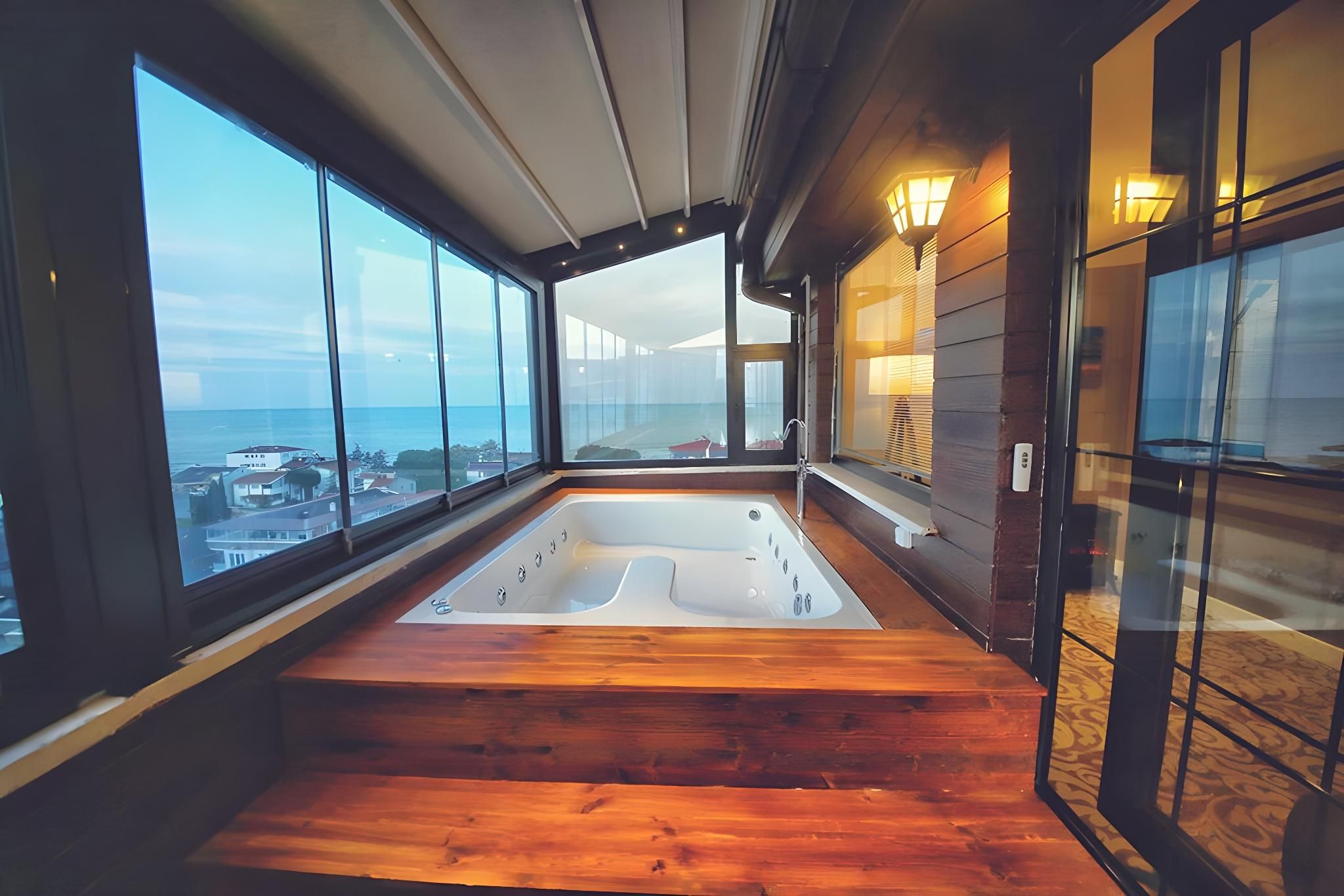 SKY SUIT (Spa Küvetli)