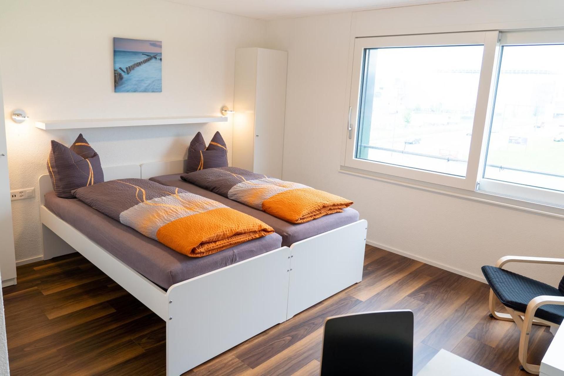 Standard Studio (1-2 Adults)