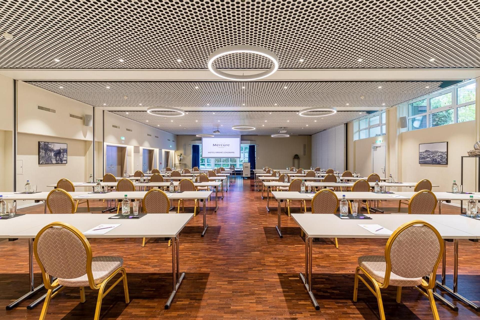 meeting room / ballrooms