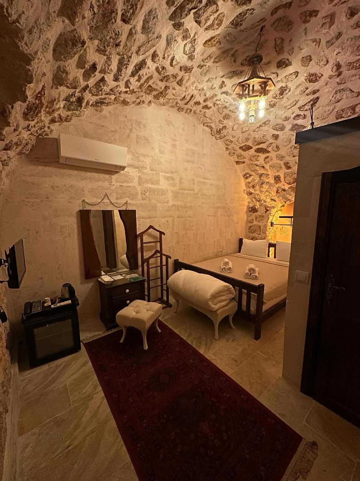 Double - Shared Bathroom