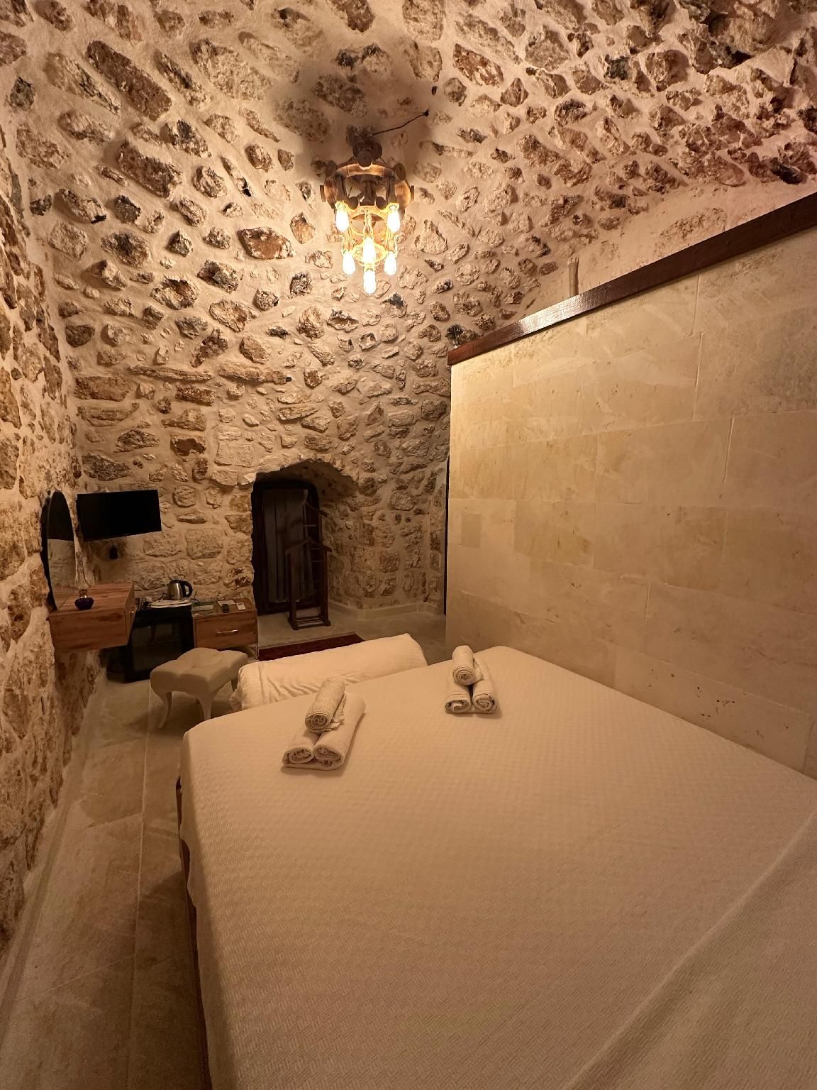 ŞAHMERAN OTEL & CAFE Double - 2 People