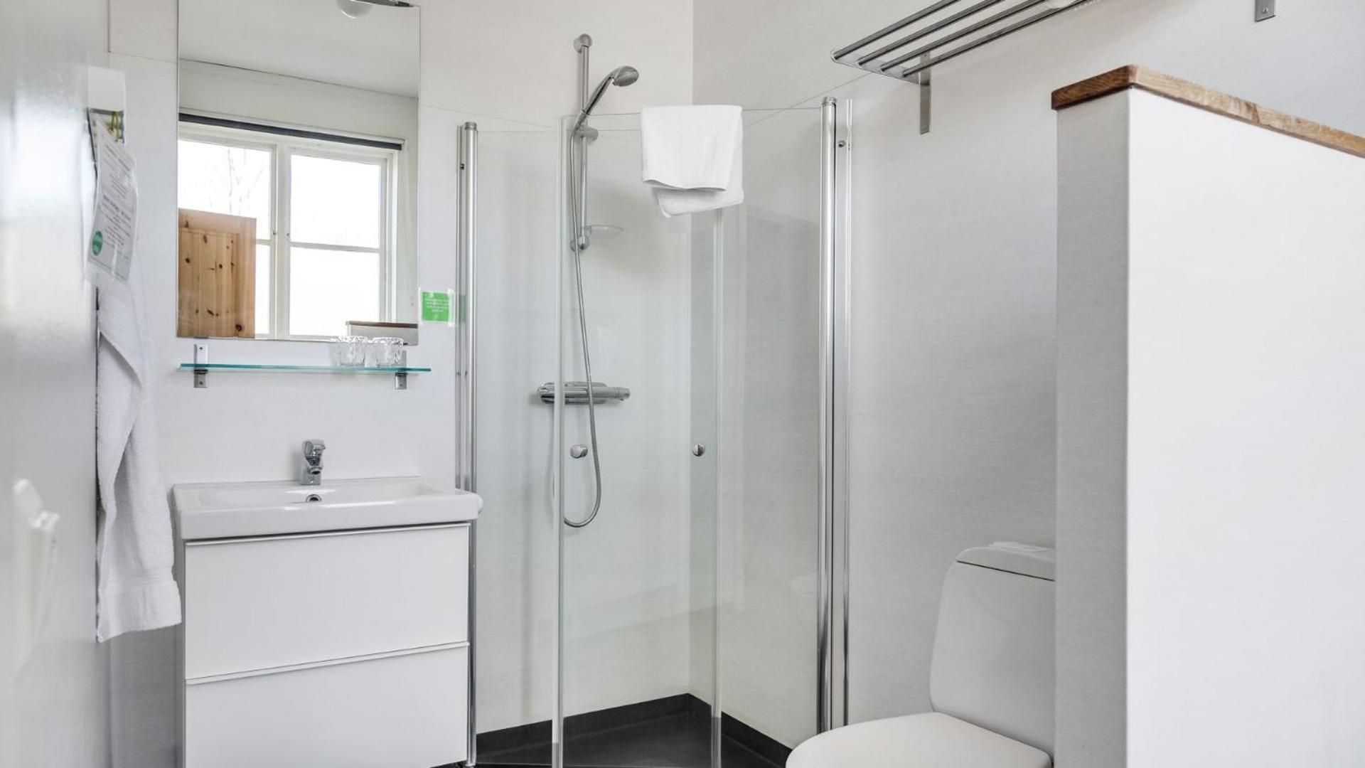 Quadruple Room with Bathroom