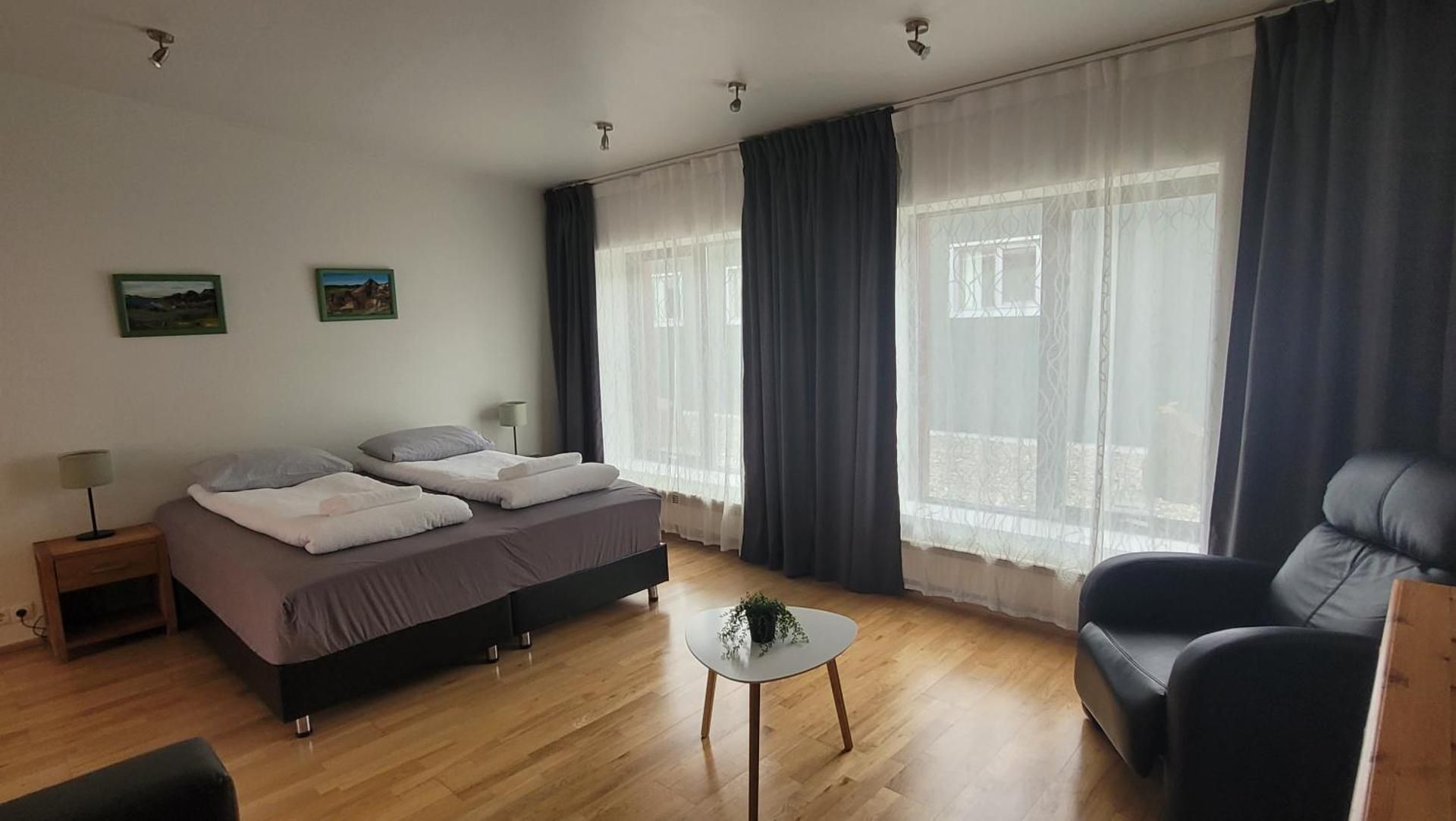 Deluxe Double Room with Private Bathroom