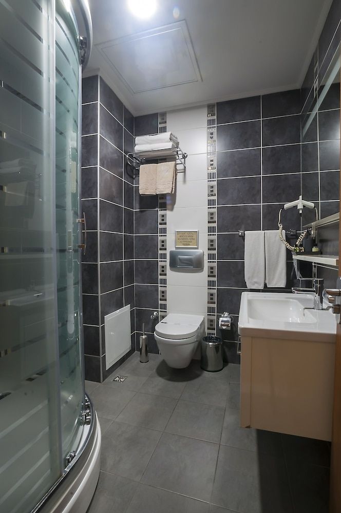 Gosterisli Hotel Standard Double Room Single Use 11