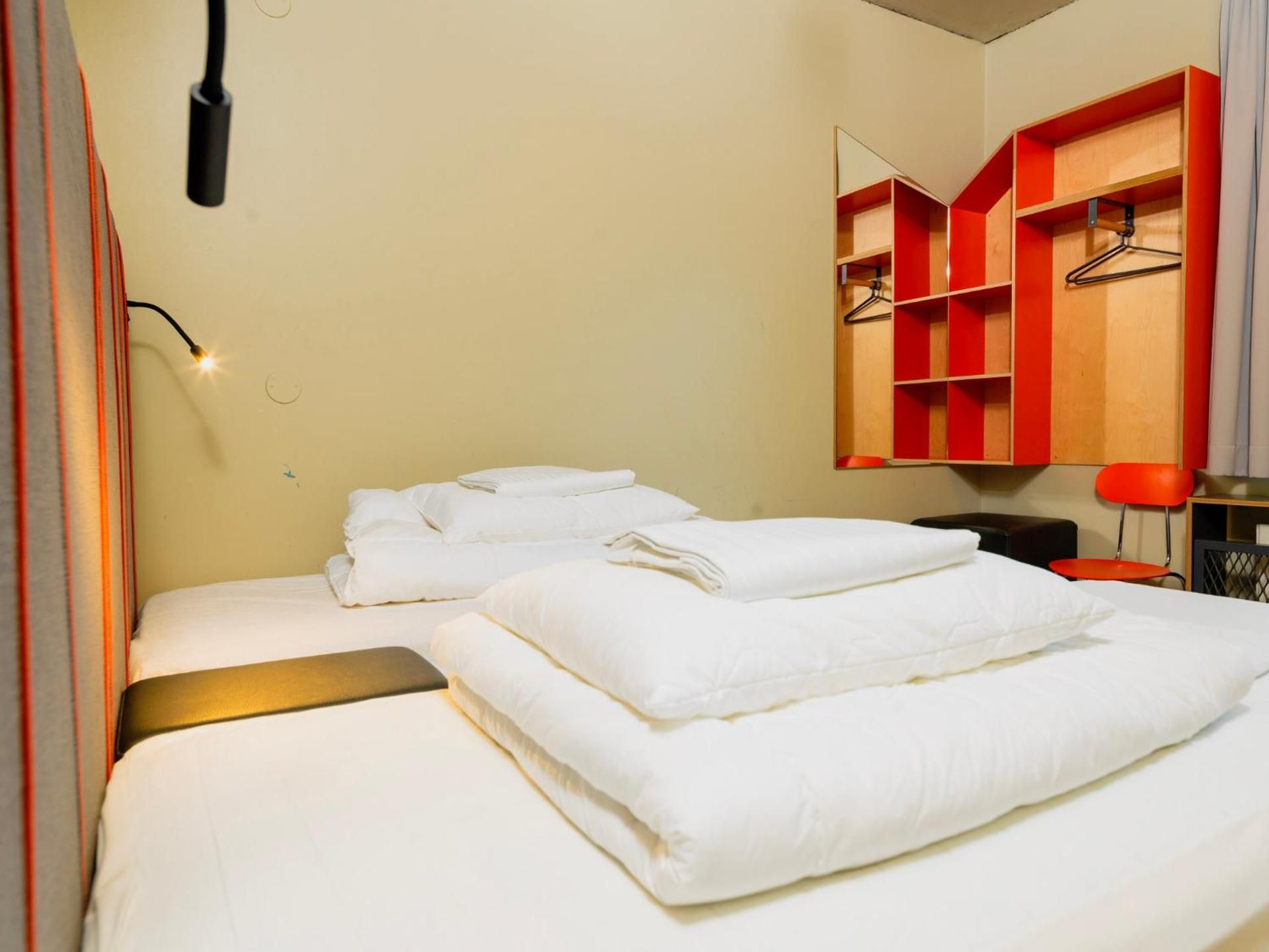 Twin Room with Private Bathroom