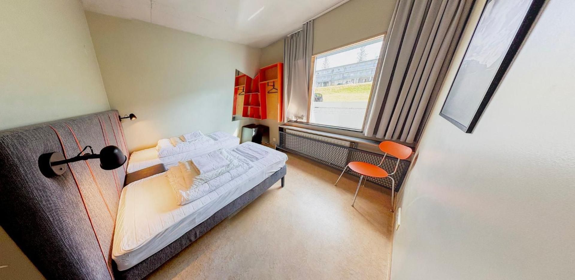 Twin Room with Private Bathroom