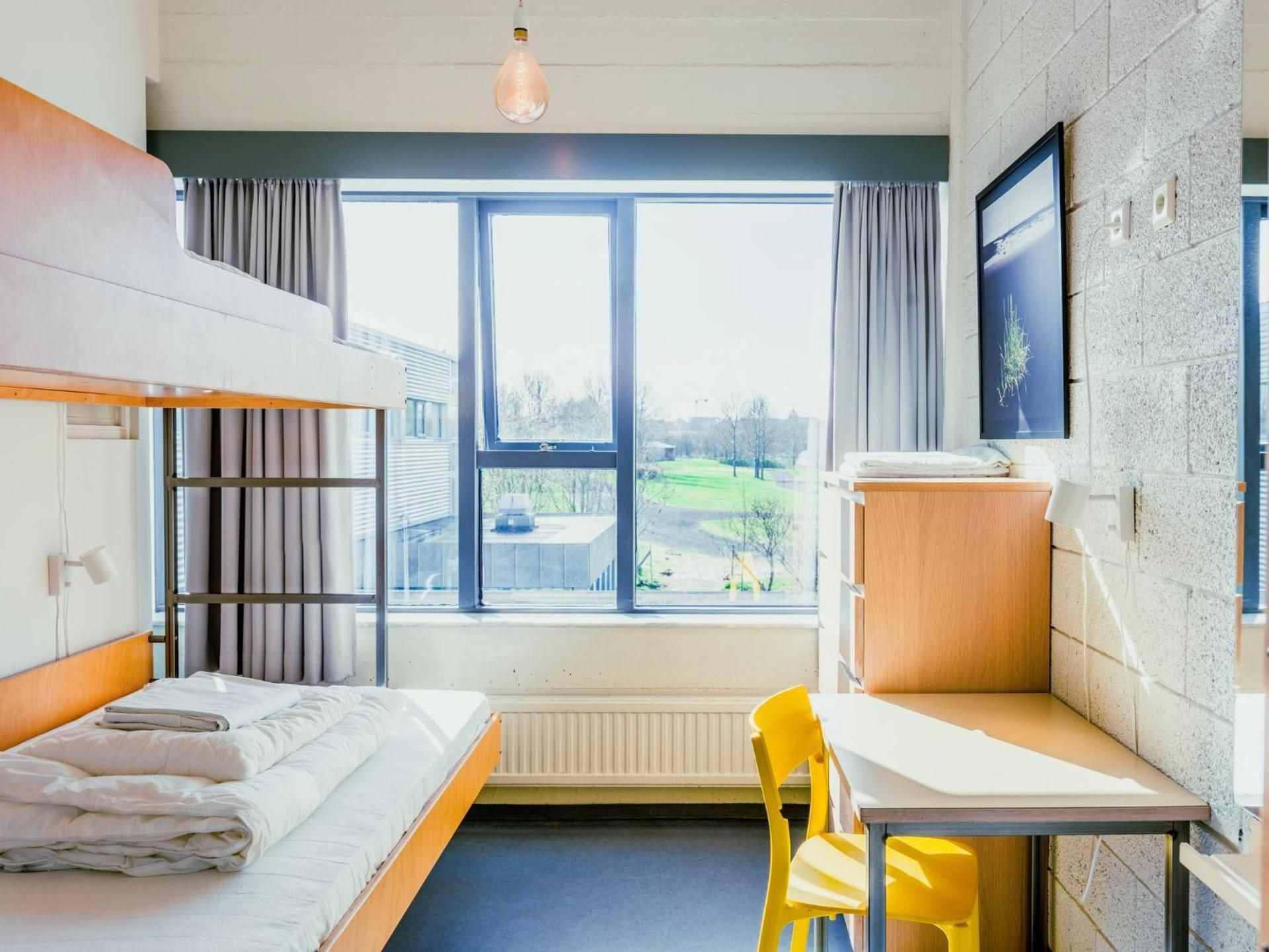 Twin Room with Shared Bathroom