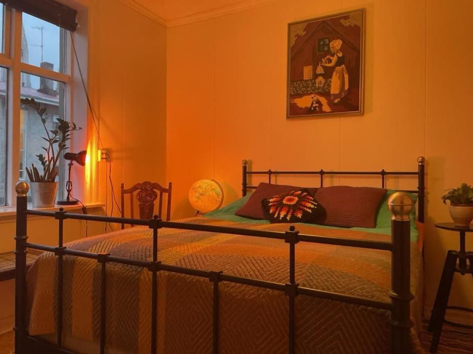 Room 7 - Deluxe Double Room with Garden View