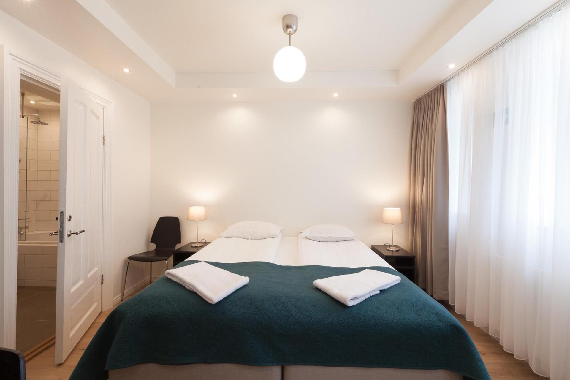 Galtafell Apartments Double or Twin Room with Private Bathroom 2