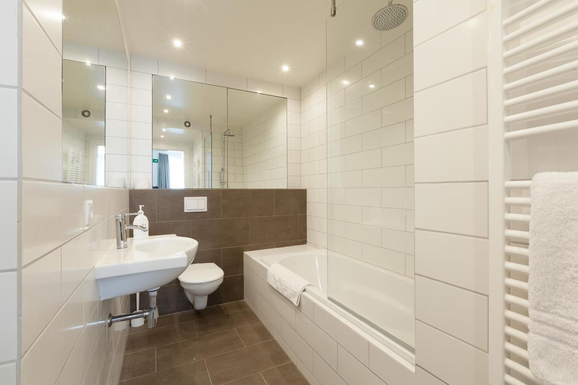 Galtafell Apartments One-Bedroom Apartment 2