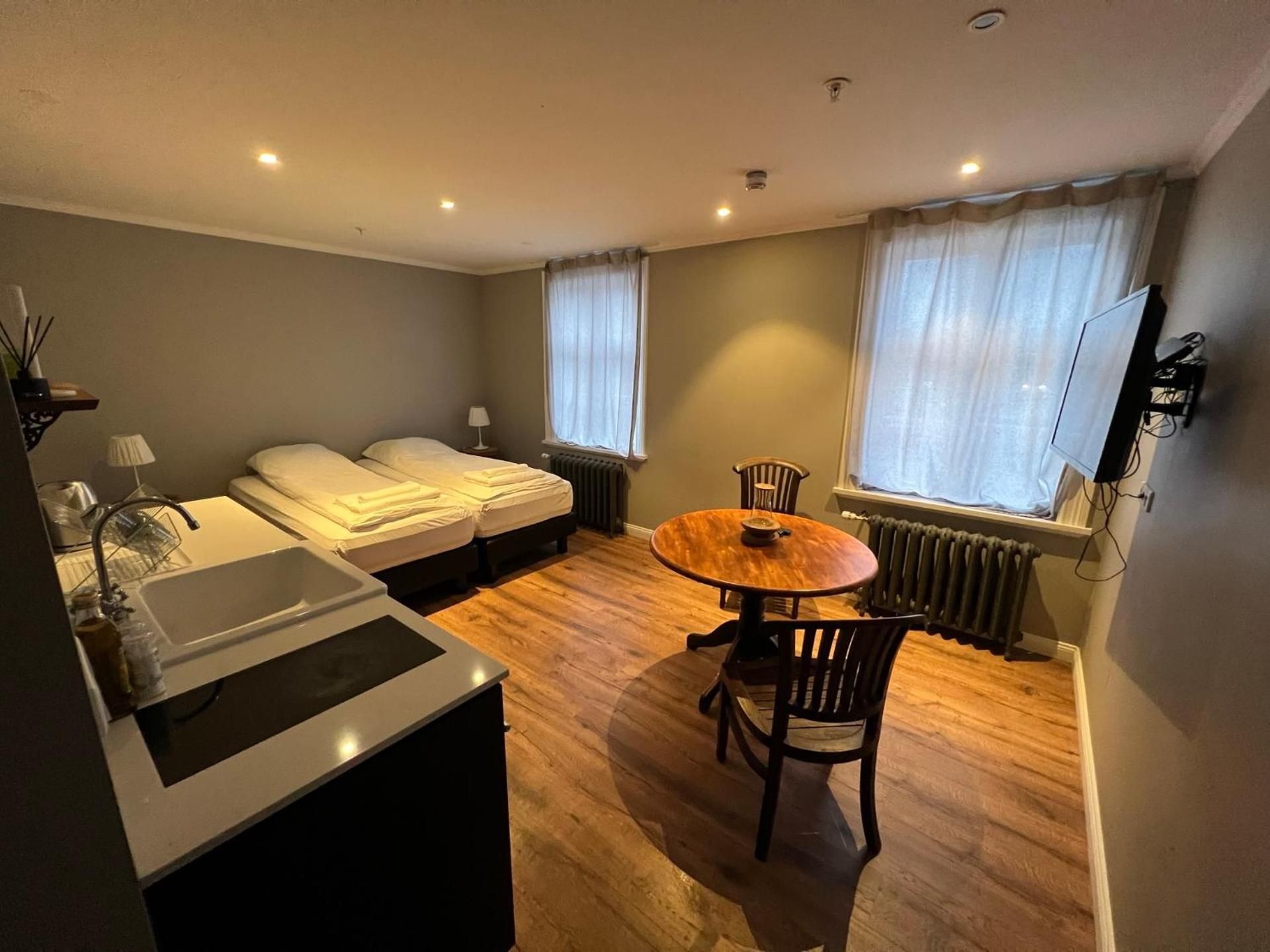 Double Room with Private Bathroom