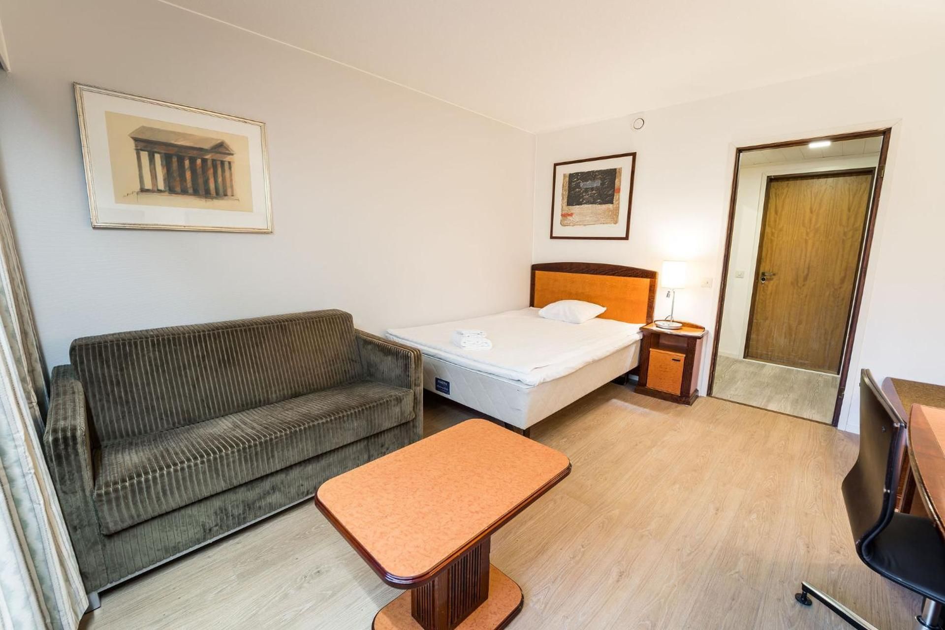 Standard Single Room