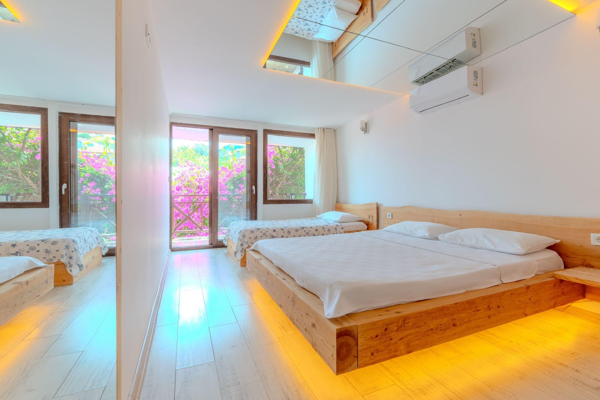 Giritli Rum Meyhanesi & Butik Otel Triple Room with Balcony