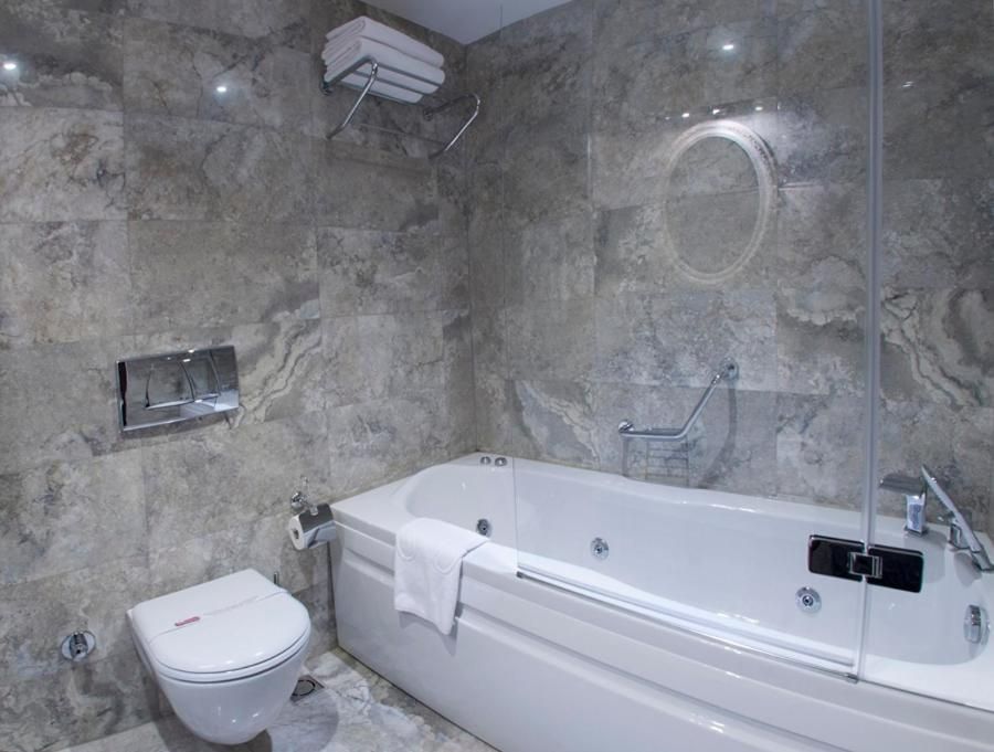 Motali Life Hotel Superior Room with Lake View 3