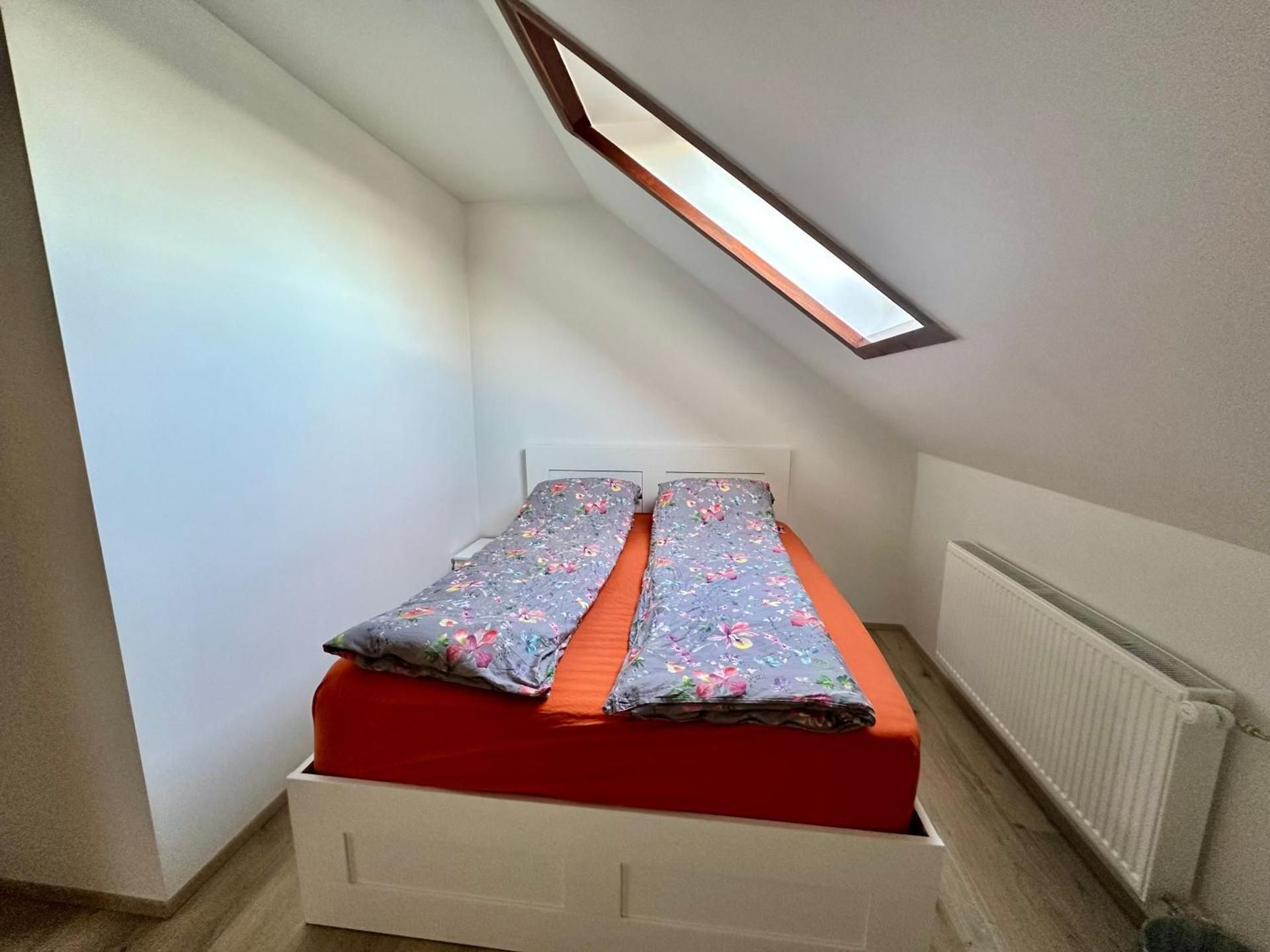 Small - Double Room with Shared Bathroom