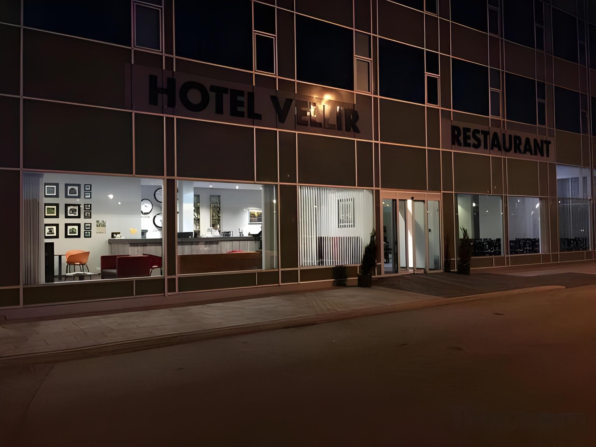 Hotel Vellir