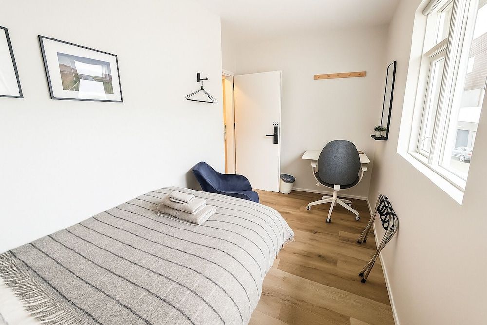 The Ísafjörður Inn Standard Single Room, Shared Bathroom