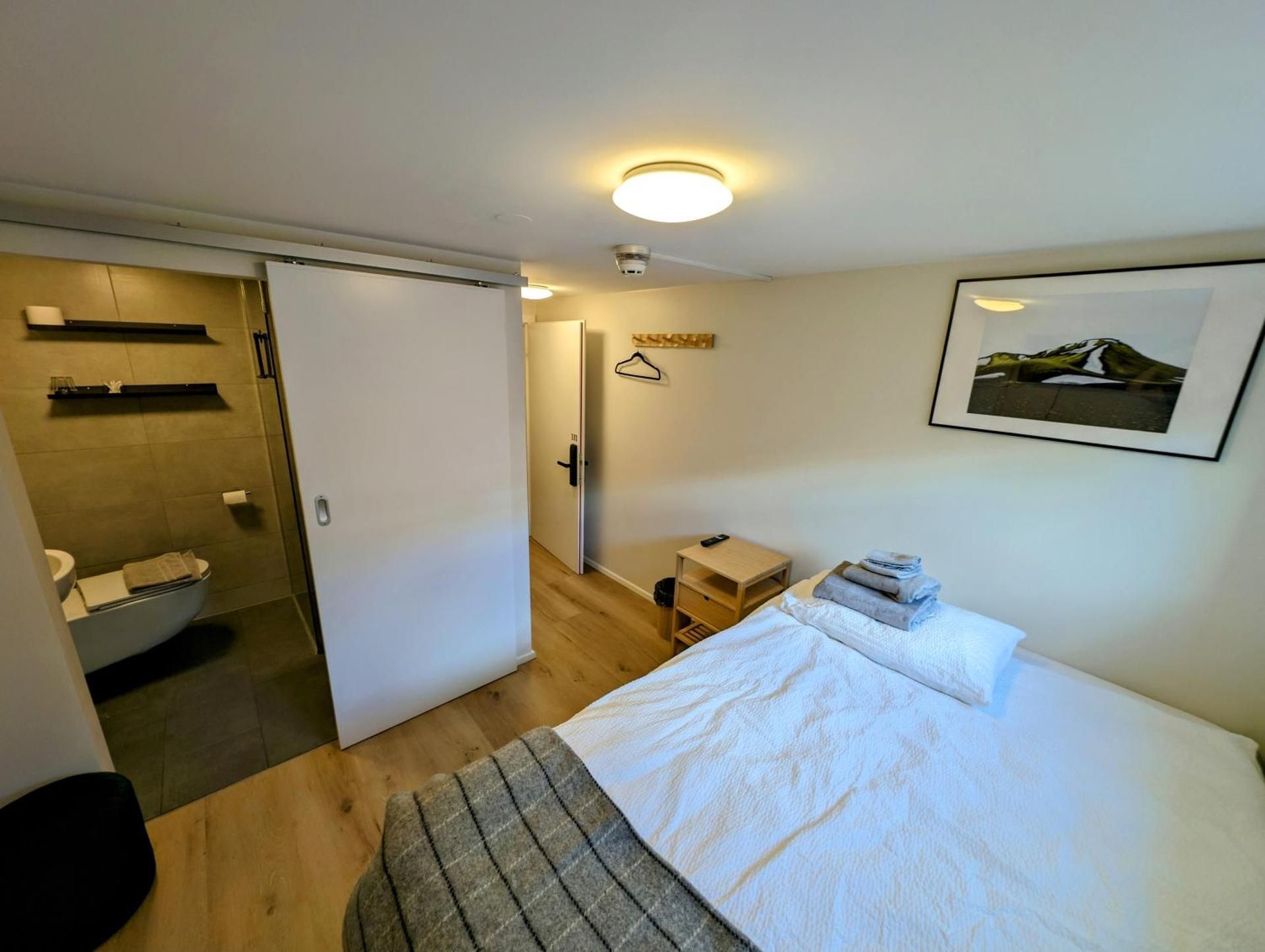 Single Room With Private Bathroom