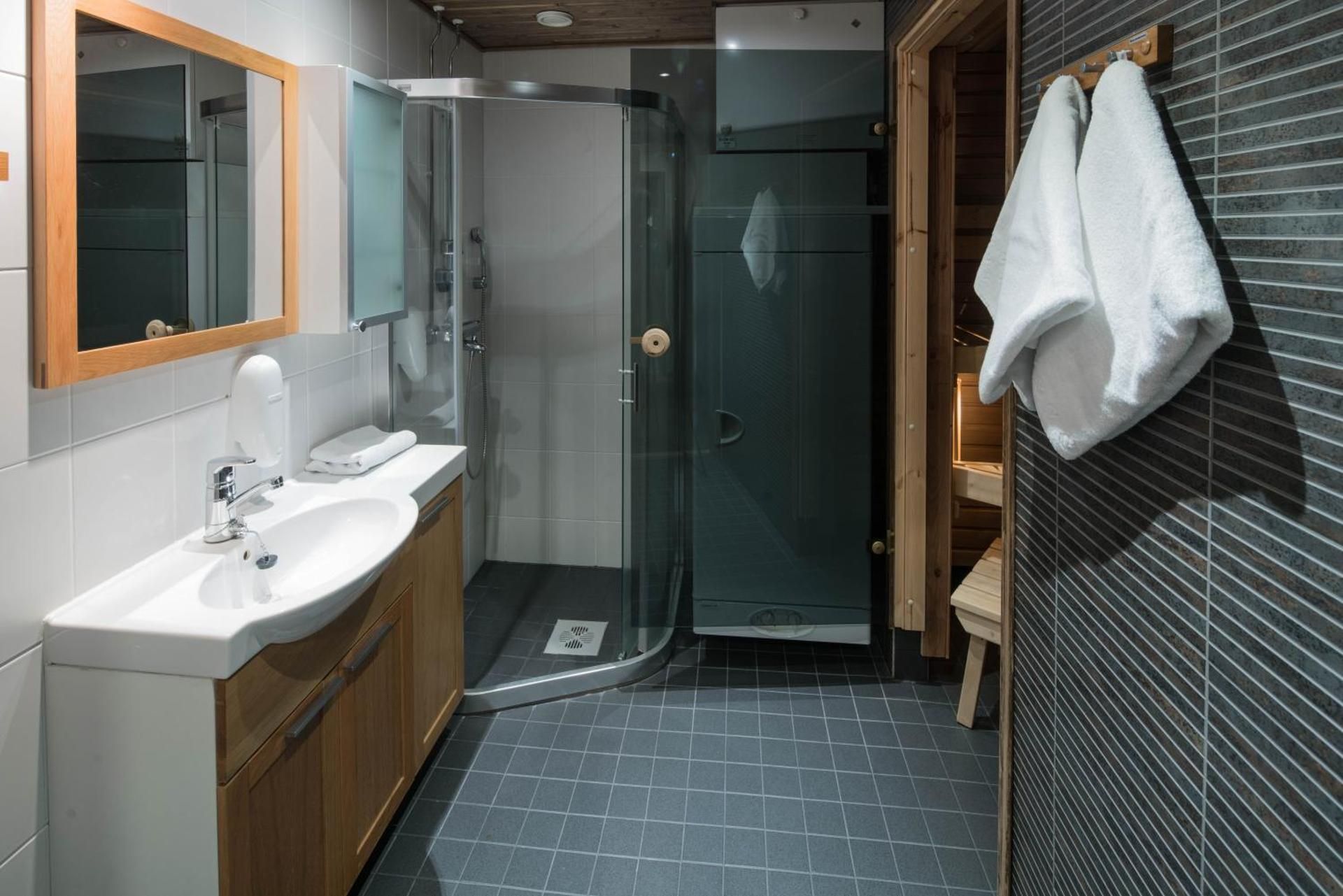 One-Bedroom Suite with Sauna