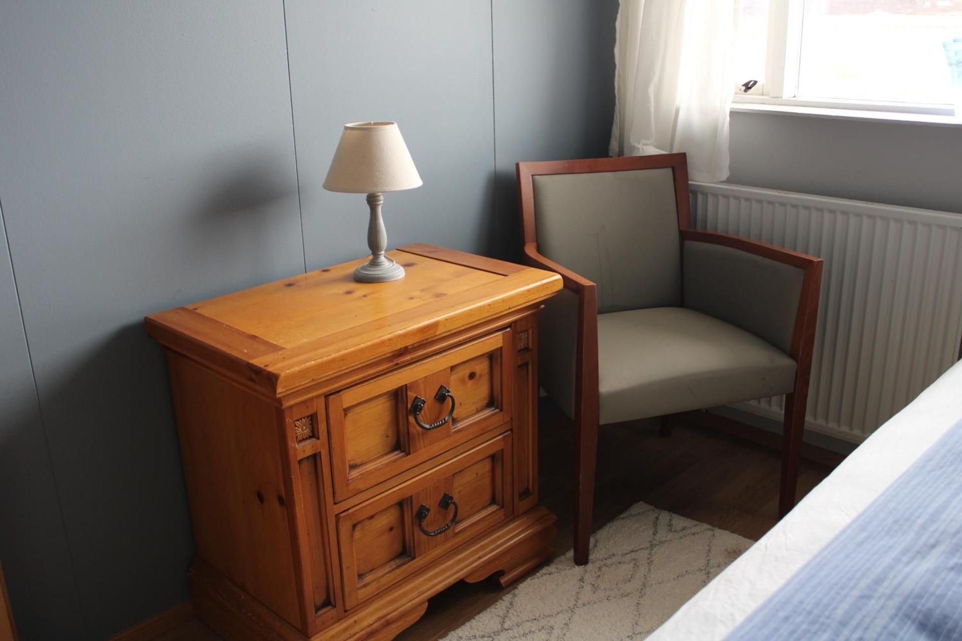 Single Room with Shared Bathroom