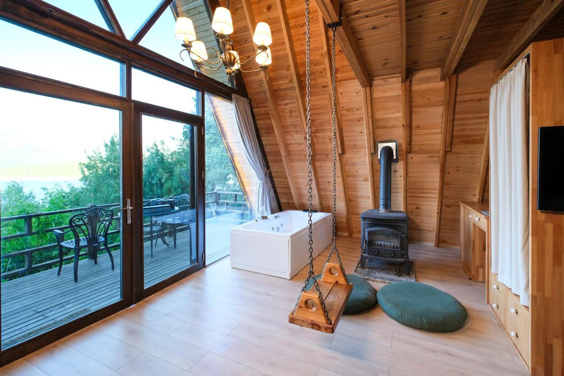 Botanik Göl Evleri Deluxe Bungalow 2