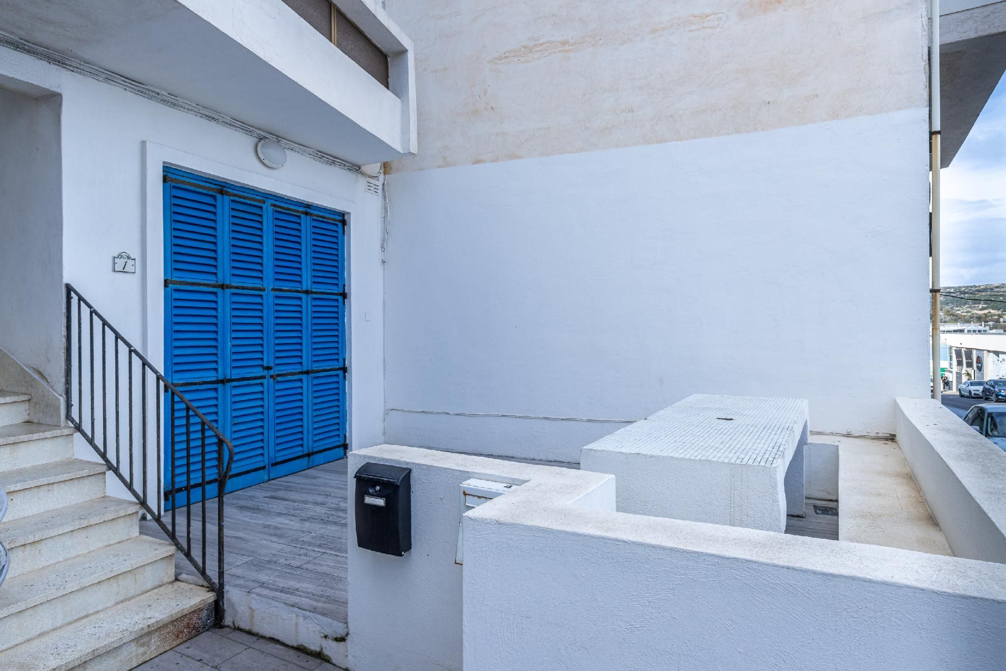 0bfe7e9699eff43fded2ec298223cbb3