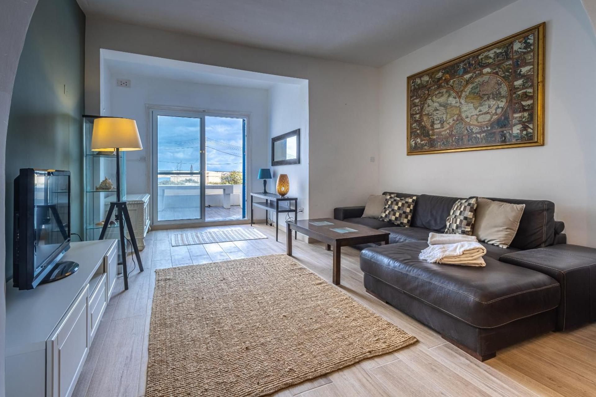 Coastal Charm Vacation Stay Standard Apartment 2