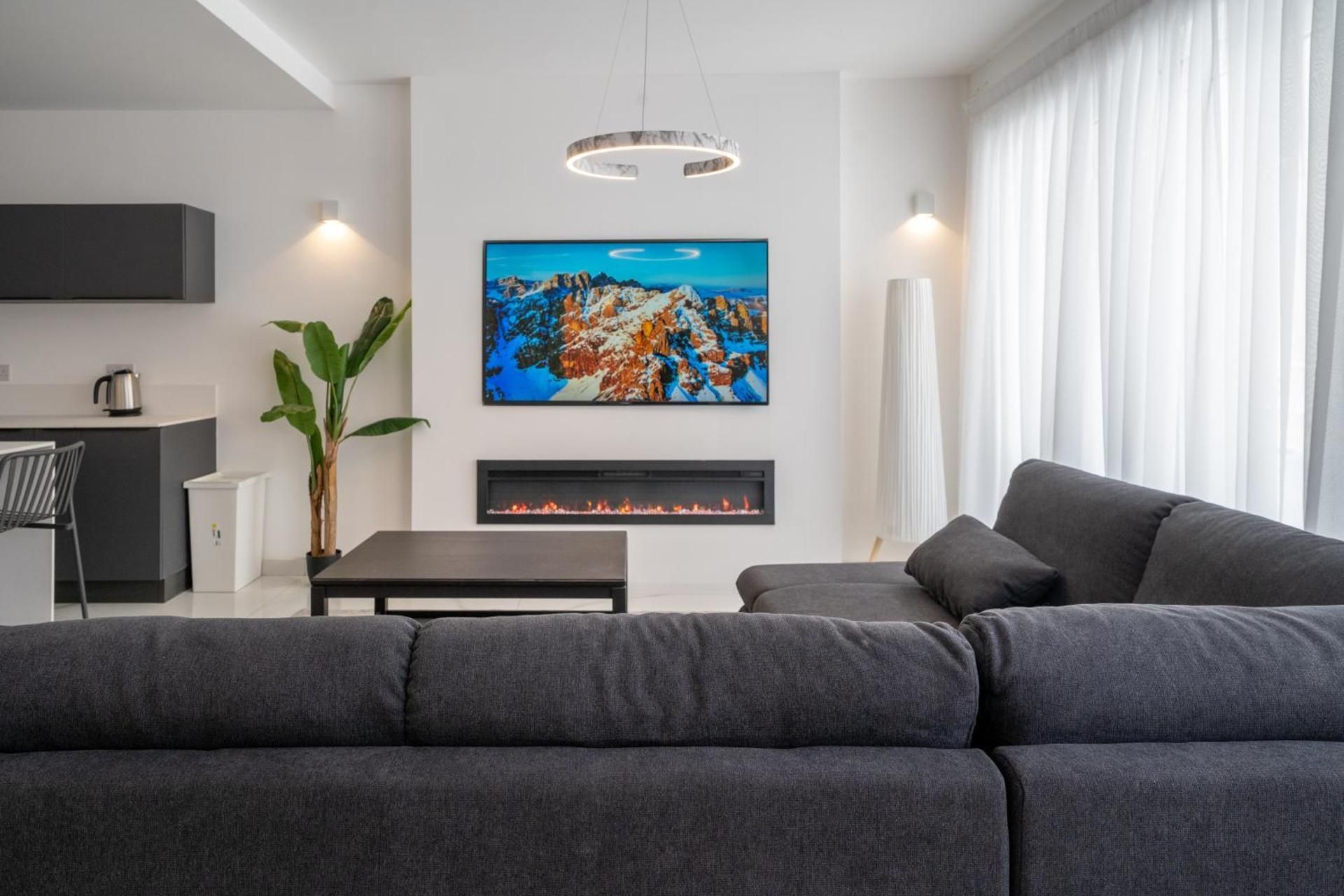 Three-Bedroom Superior Apartment