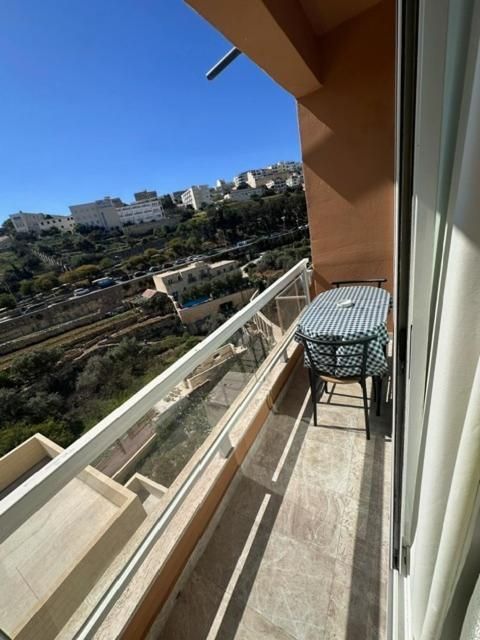 Triple Room with City View