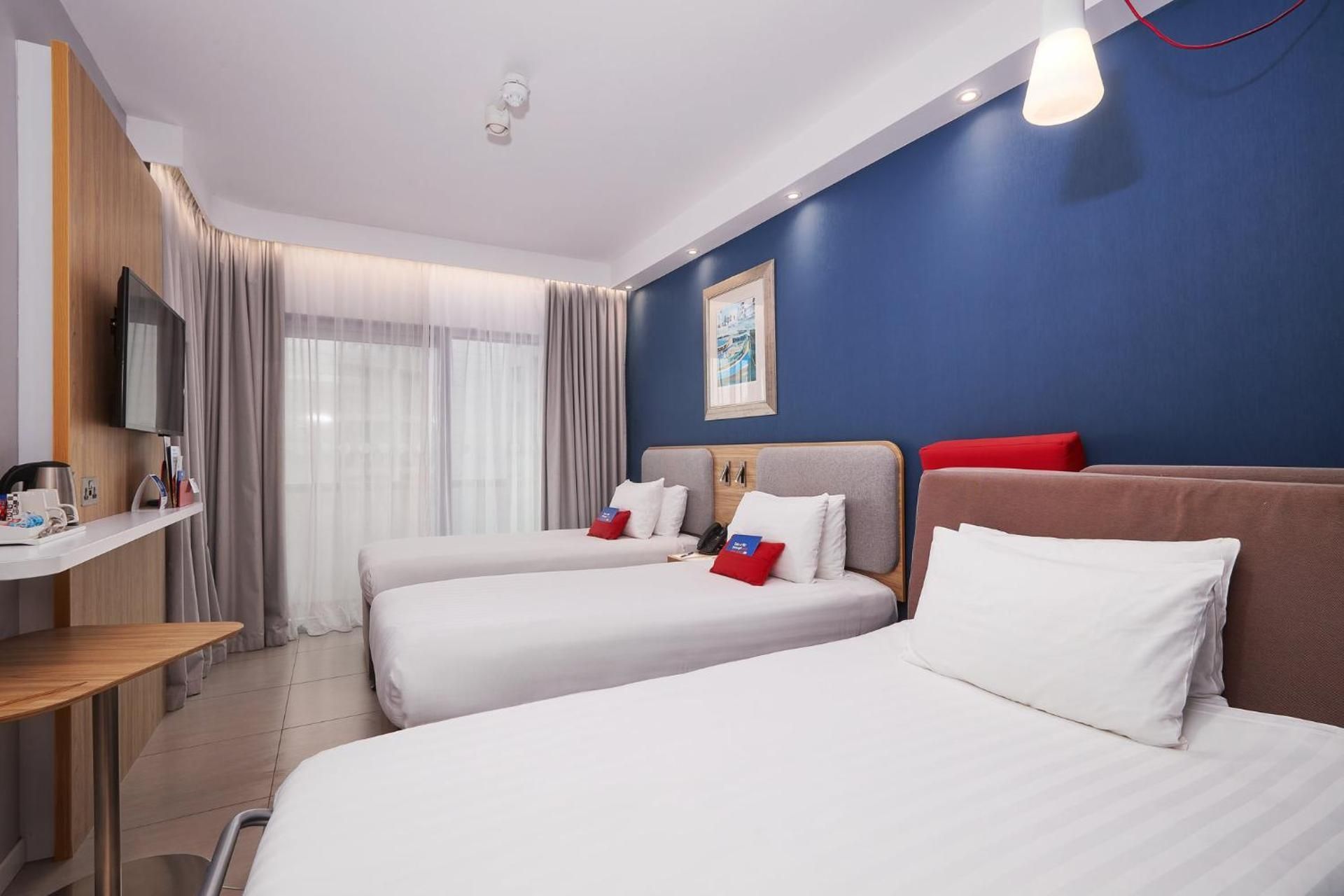 Standard Twin Room with Two Twin Beds, Sofa Bed and Balcony