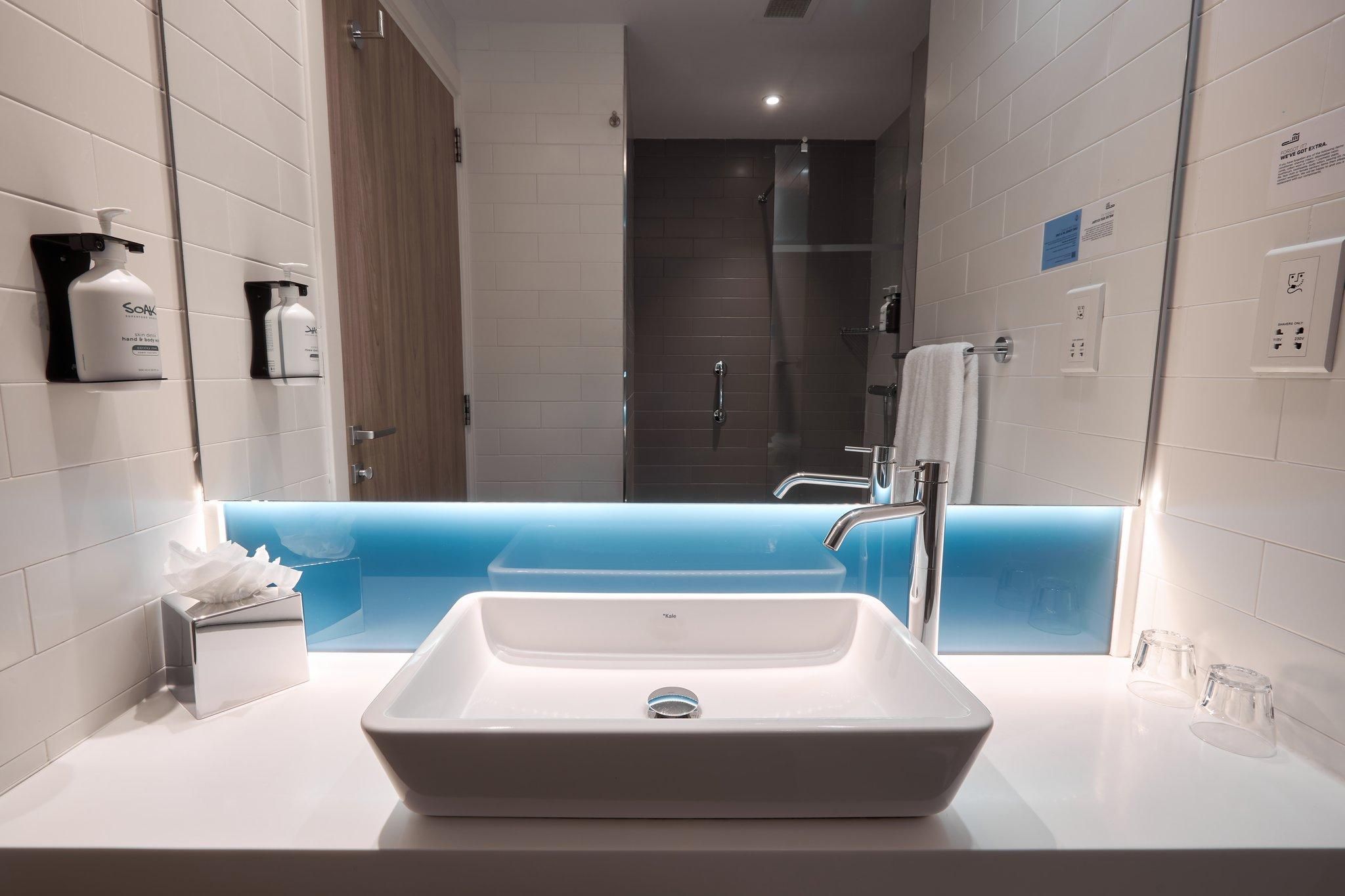 2 Twin Suite Single Sofa Bed Pool Access Free Breakfast