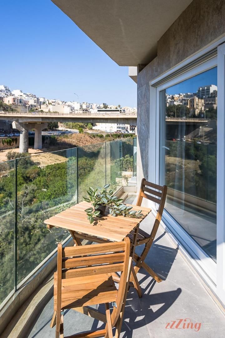 Premium Two Bedroom Family Apartment with Shared Pool