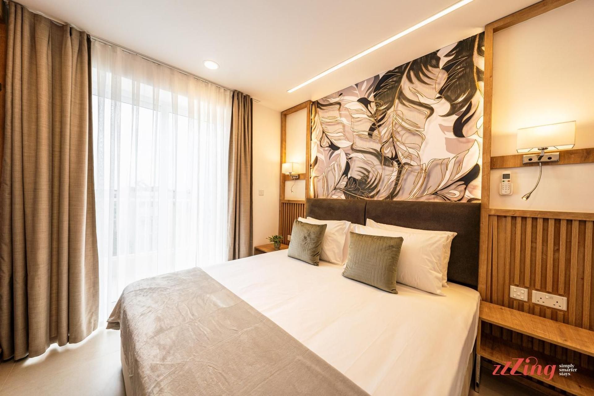 Deluxe Double Room with Balcony