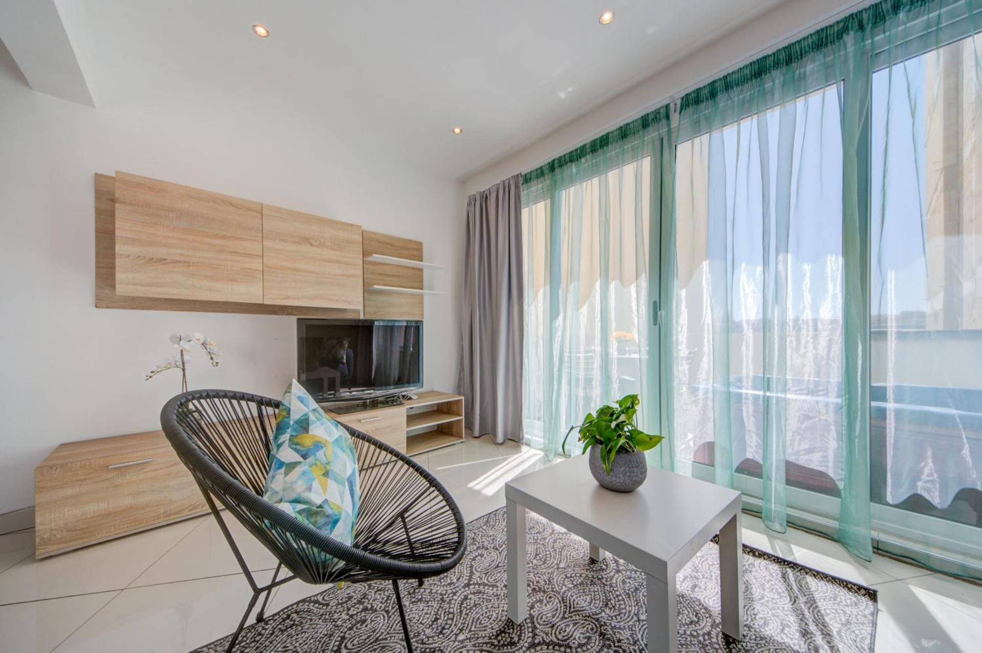Apartment with Sea View