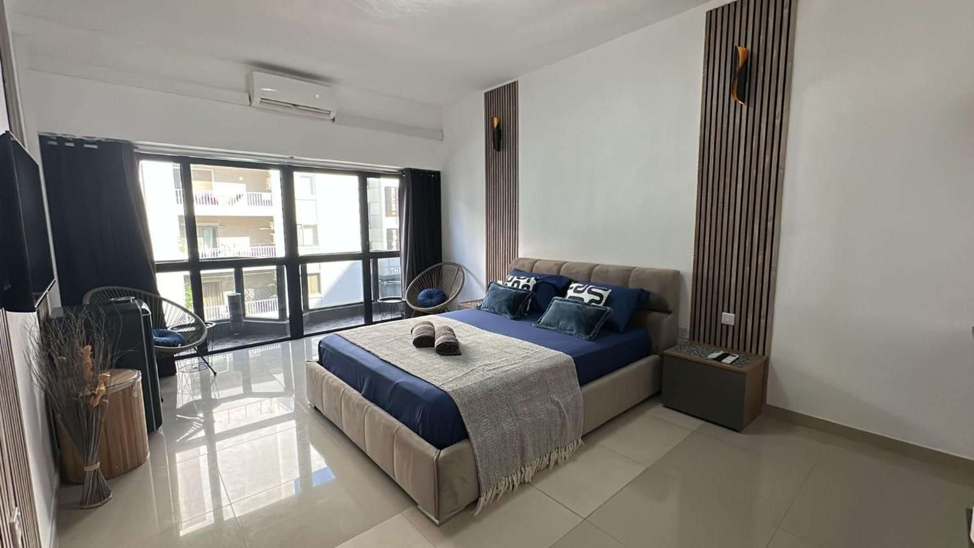 Double Room with Shared Bathroom