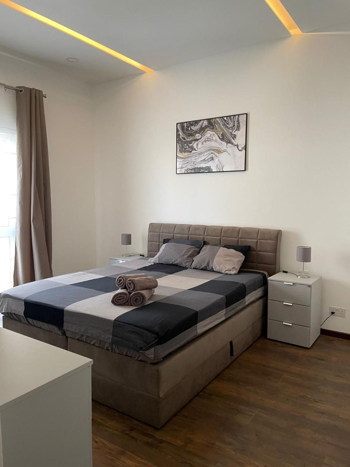 St Helen Apartments