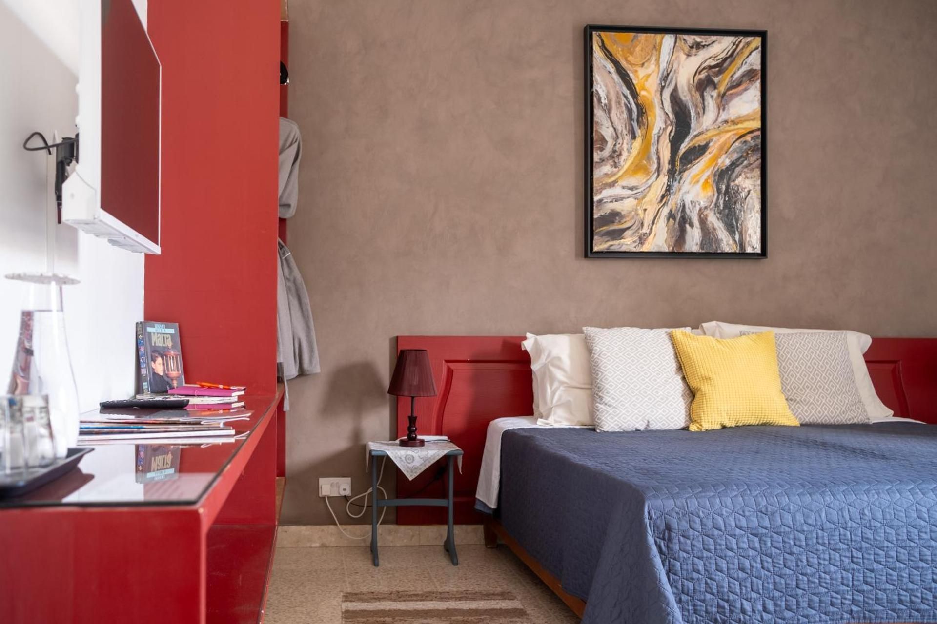 Deluxe Double or Twin Room