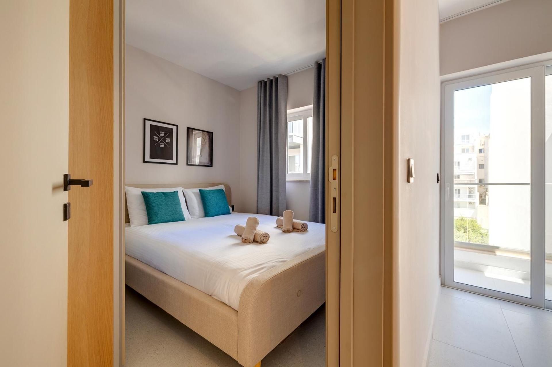 Apartment with Balcony