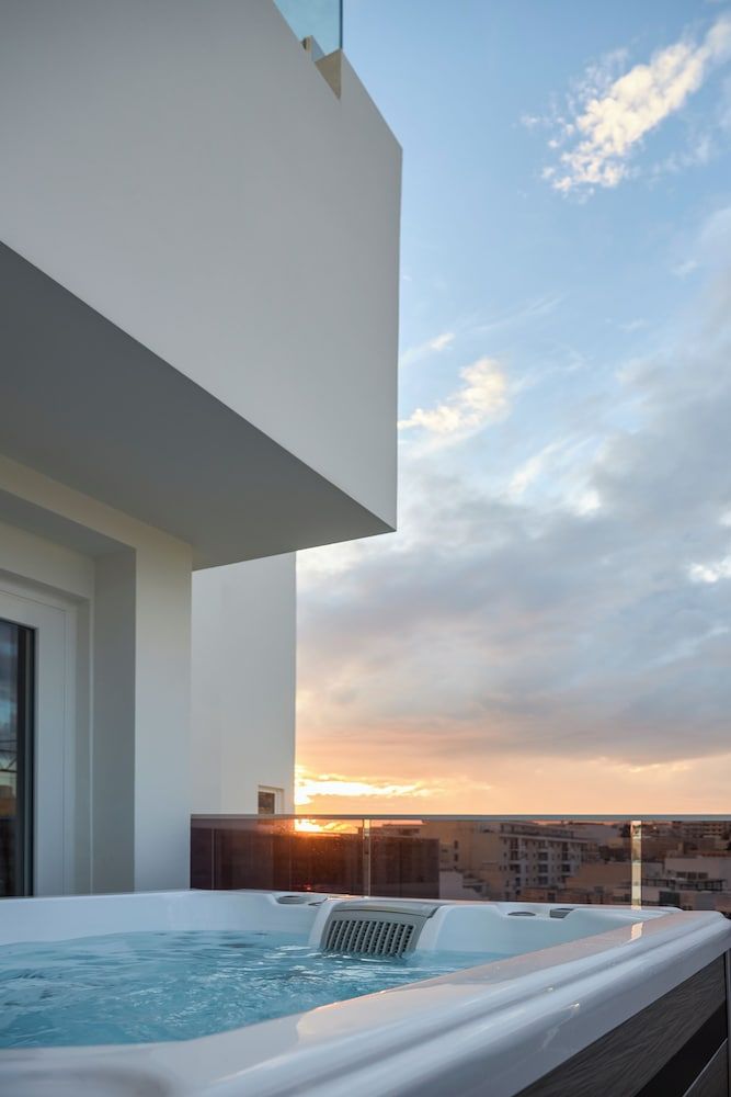 Novotel Malta Sliema Suite, Two Balconies 6