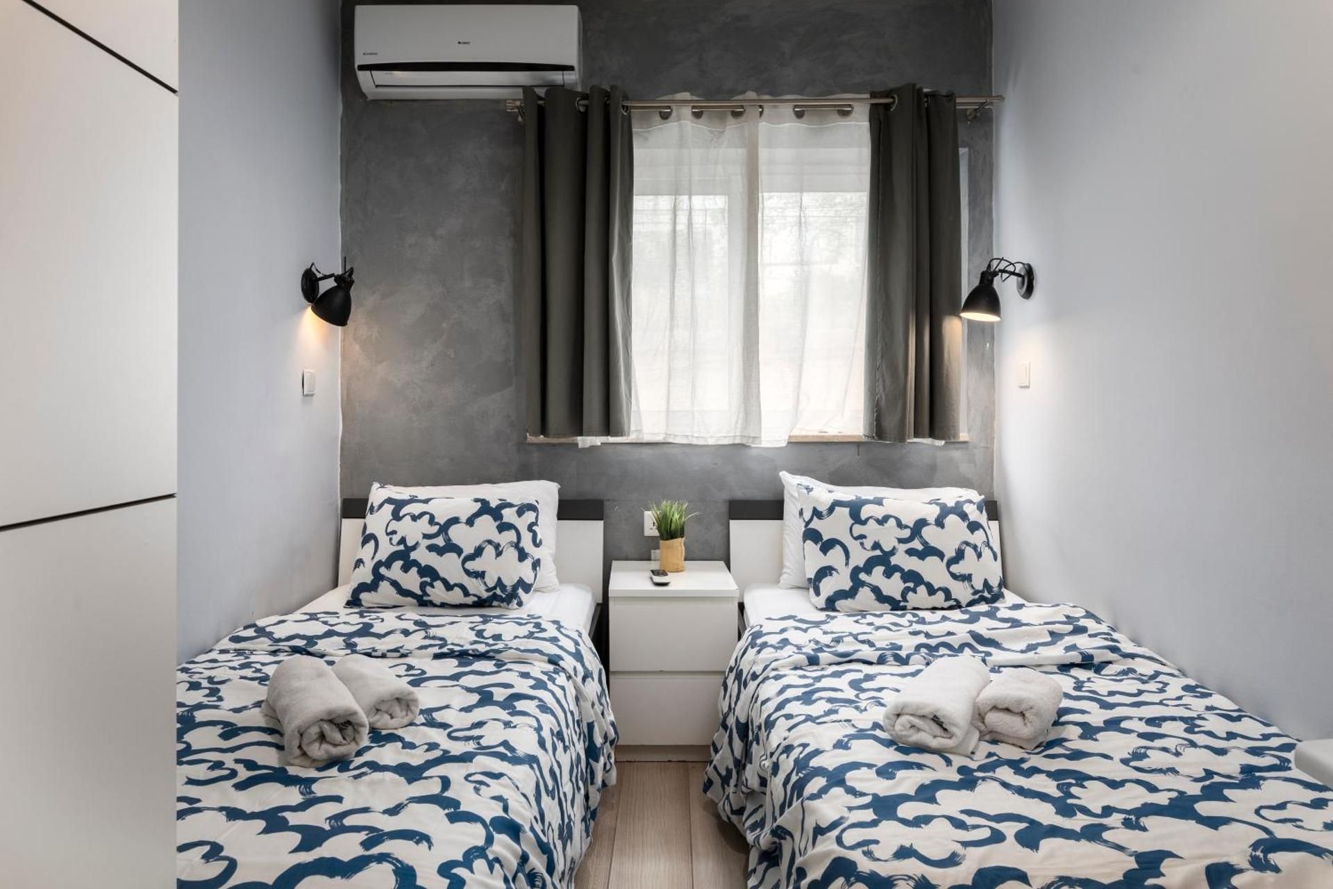 Double or Twin Room with Private Bathroom