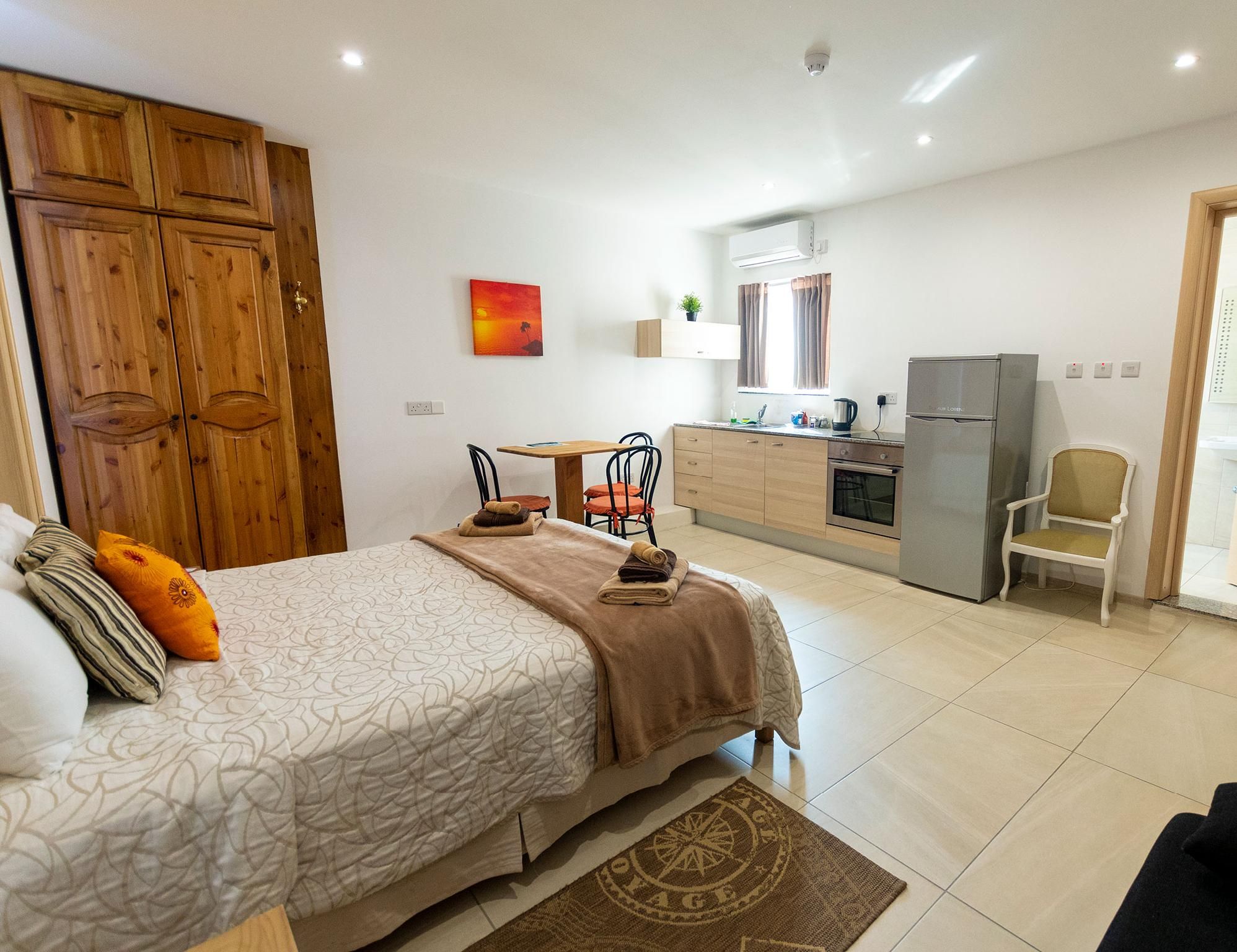 Estrella Lodging Studio Apartment