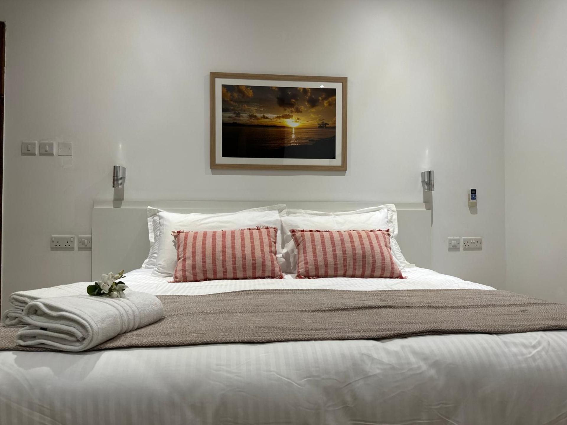 Double or Twin Room with Sea View